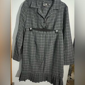 Chaps Women's Charcoal Plaid Blazer and skirt size 10